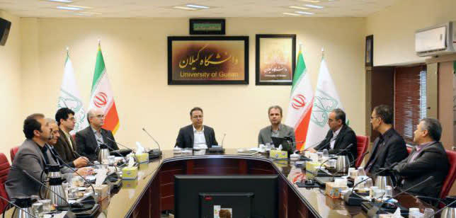 در نشست معاون فناوری وزارت علوم با مدیران دانشگاهی و فناوری گیلان تاکید قرار گرفت:ضرورت ارتقا سبد مهارتی و تقویت قابلیت های راهبردی در حوزه فناوری های نوین