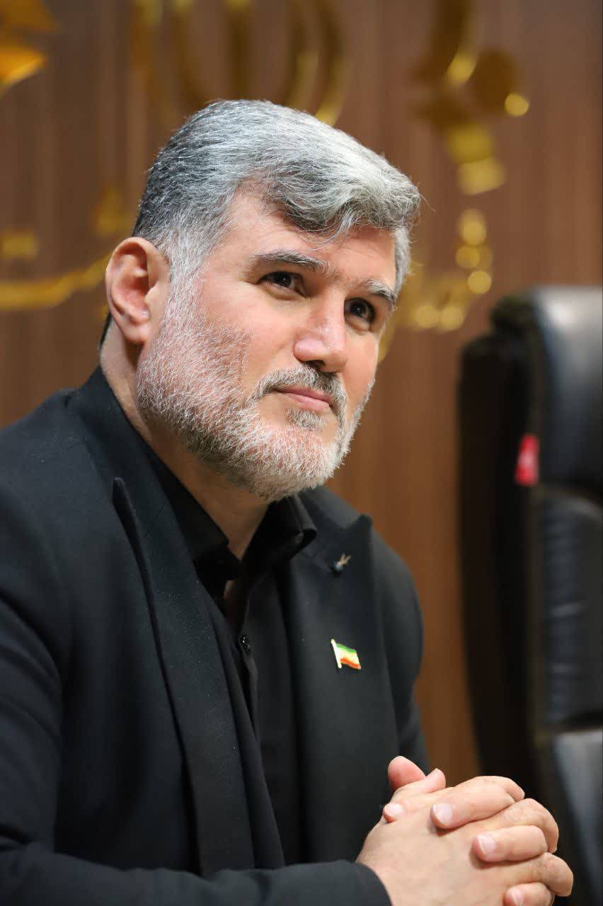 عزیزی عضو شورای اسلامی شهر رشت خواستار ارزیابی جدی از عملکرد نواحی و پیمانکاران شهرداری رشت شد